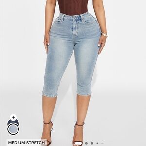 Fashion Nova Light Blue Cropped Jeans